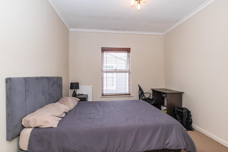 1 Bedroom Property for Sale in Claremont Western Cape